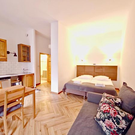 Apartamenty Velvet พอซนาน ภายนอก รูปภาพ