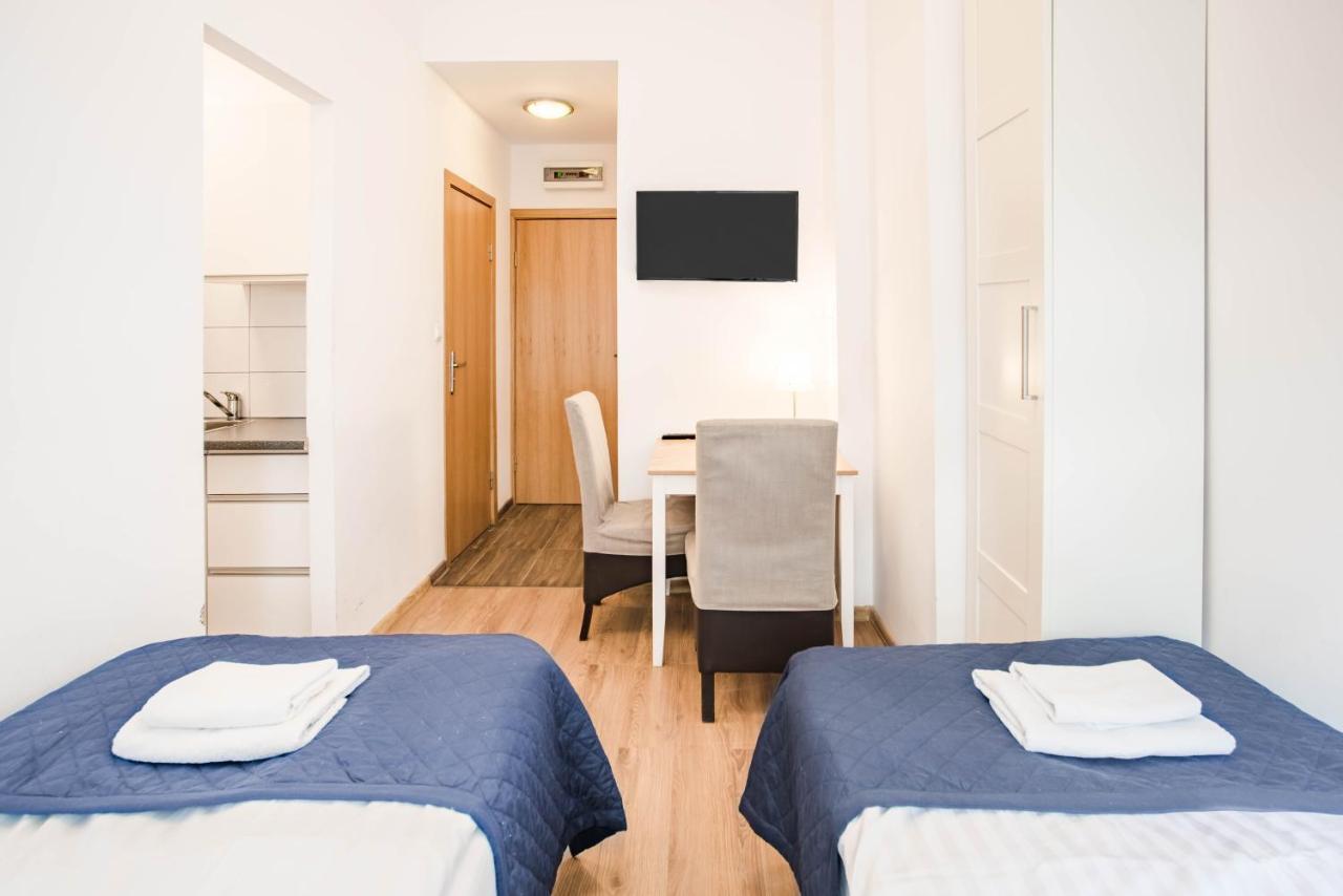 Apartamenty Velvet พอซนาน ภายนอก รูปภาพ